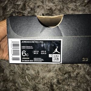 Toddler Jordan’s Retro 6